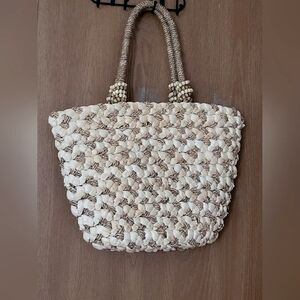 NWT By Anthropologie Savanna Woven Raffia Tote Bag With The Wood Beaded handle.